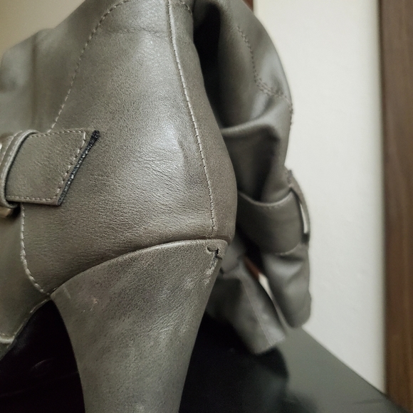 Open to offer!! Boots - Picture 6 of 8